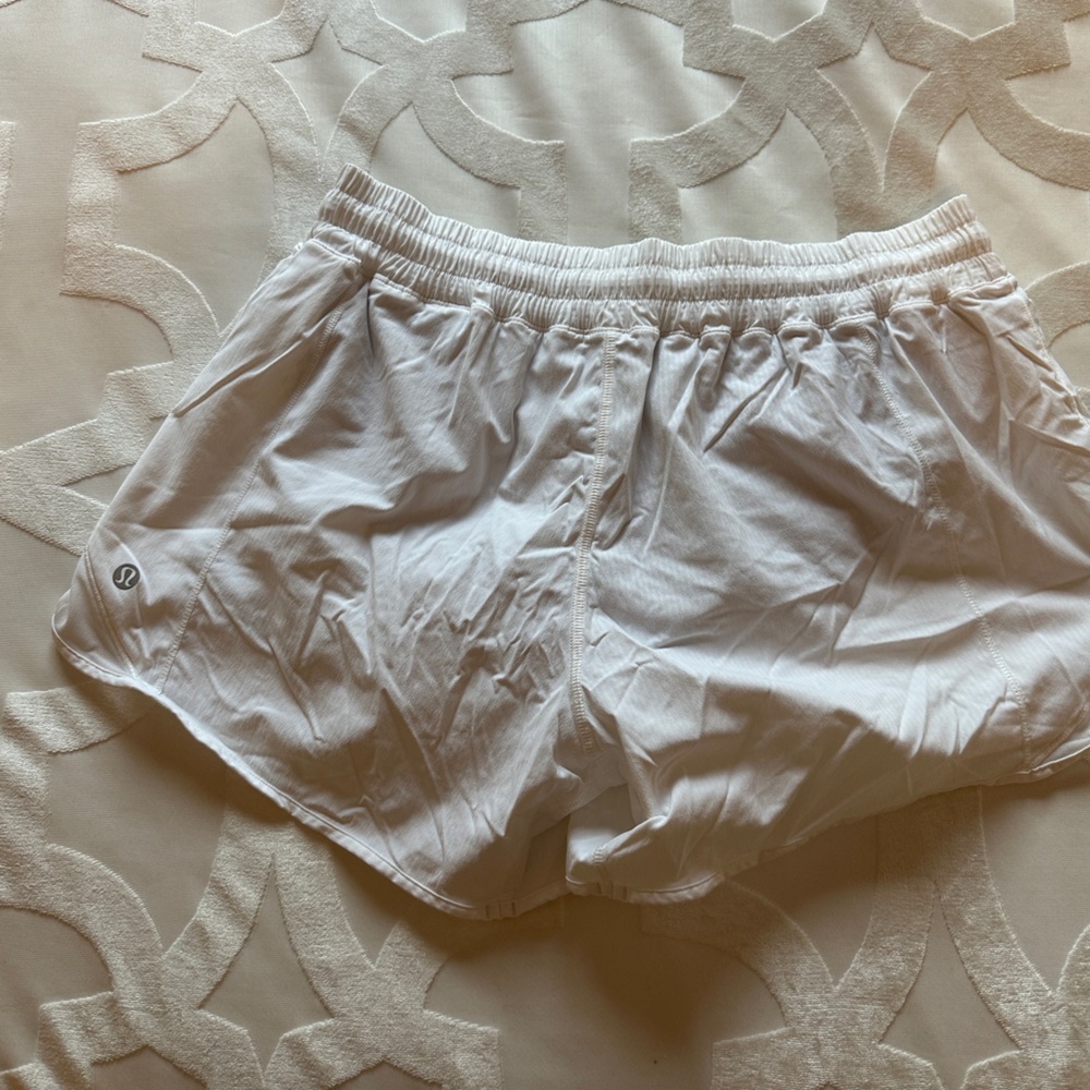 lululemon low rise shorts